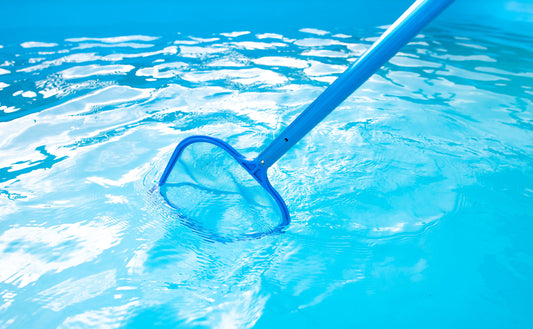 5 Common Pool Maintenance Problems Ottawa Homeowners Should Know